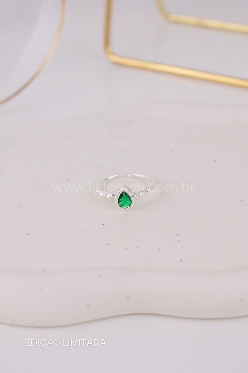 Anel Regulável Gota Esmeralda