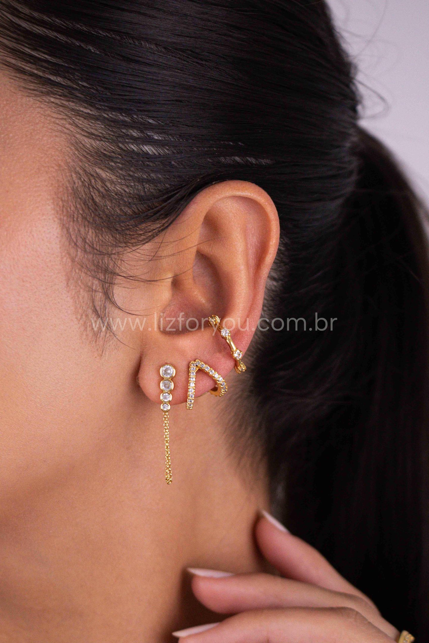 Brinco Anne Cravejado