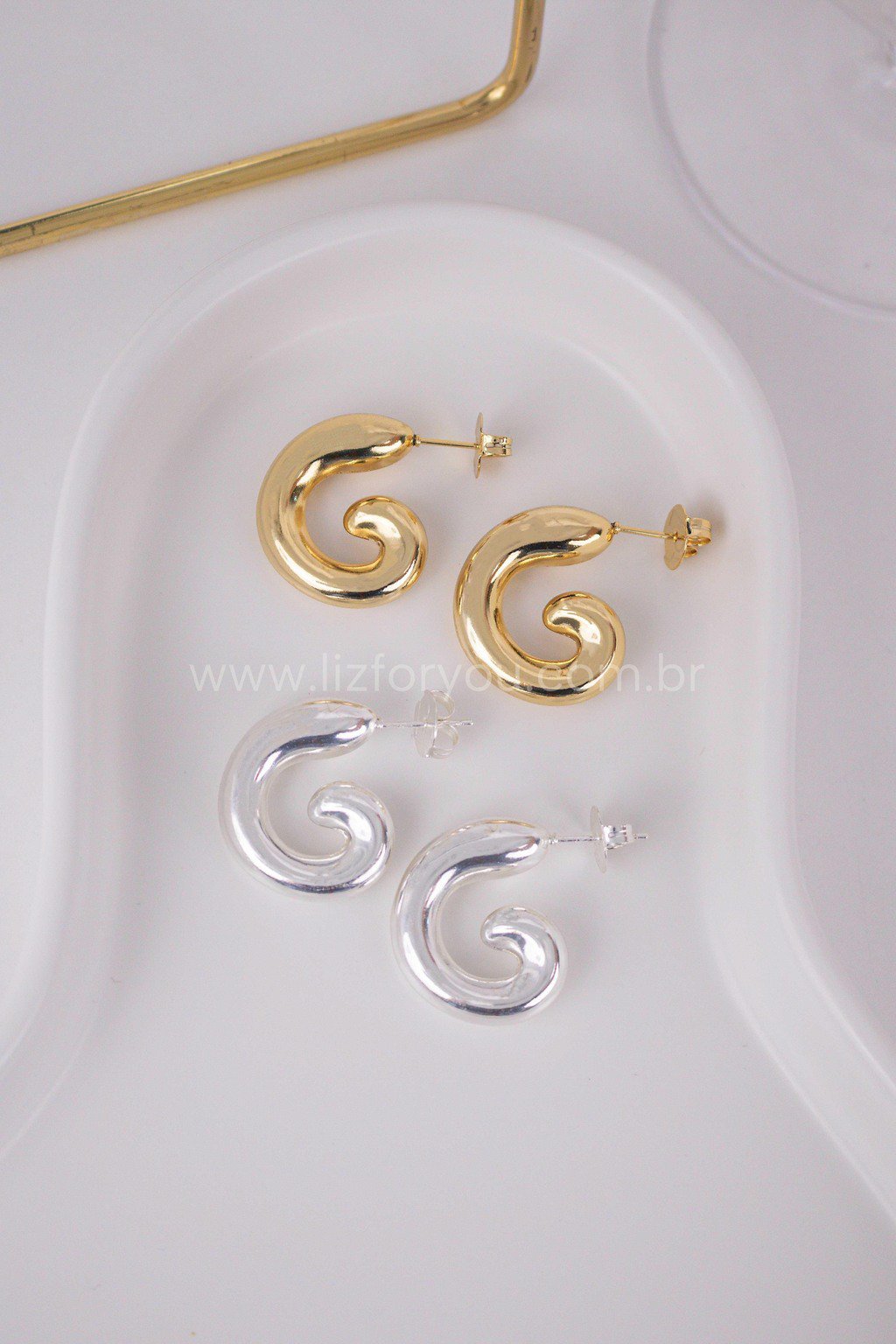Brinco Argola Espiral Gaia