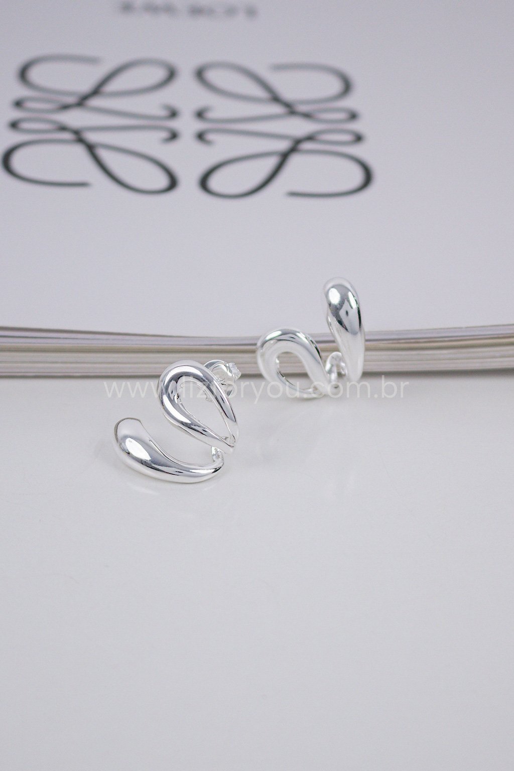 Brinco Ear Cuff Diana