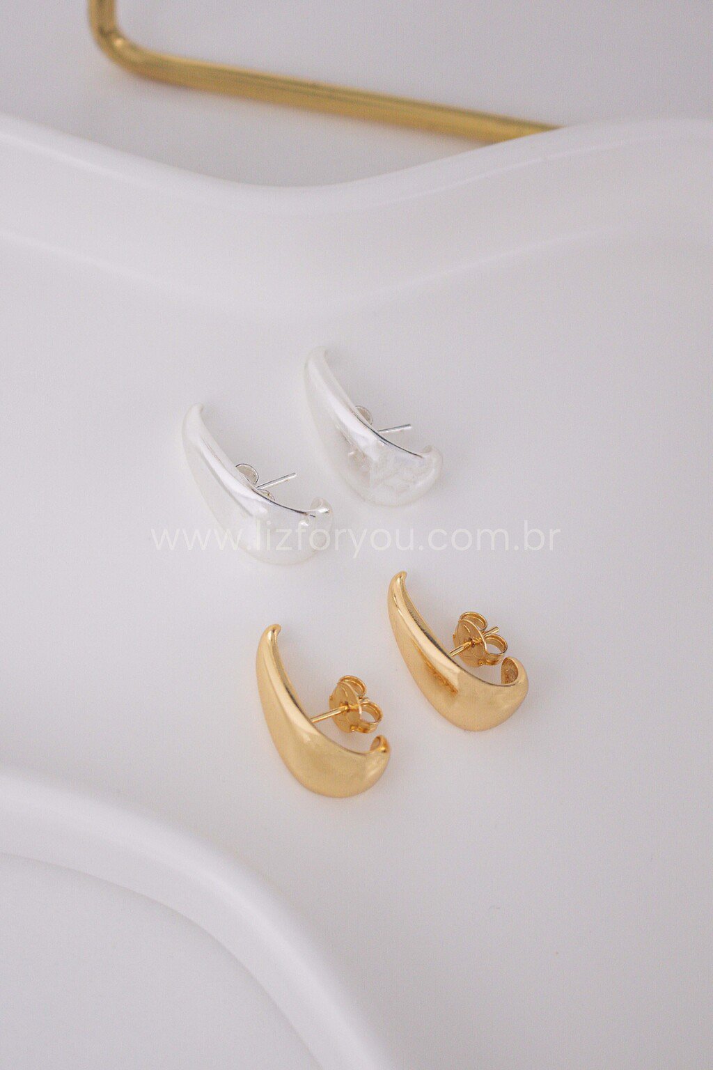 Brinco Ear Hook Mirror