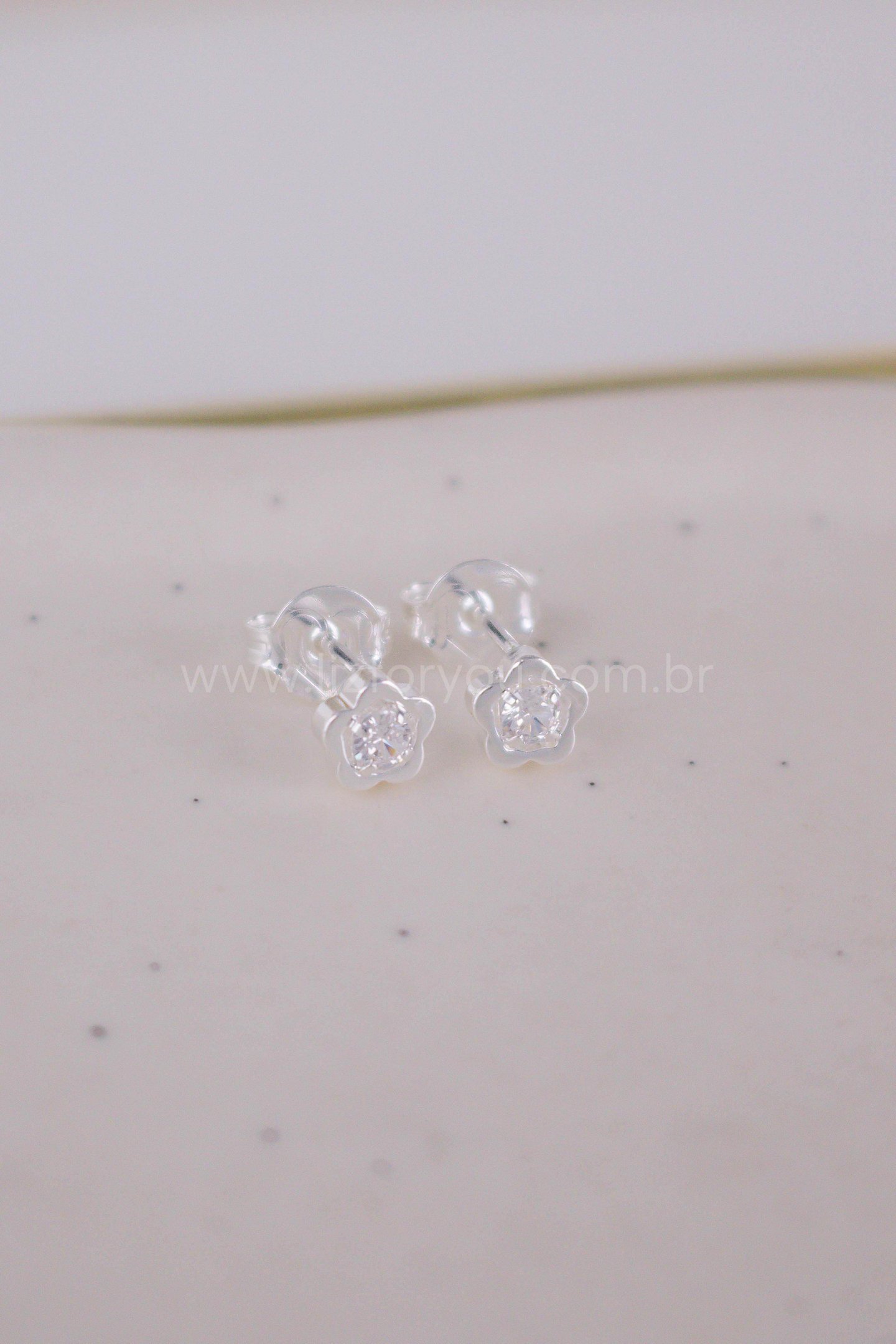 Brinco Mini Bloom