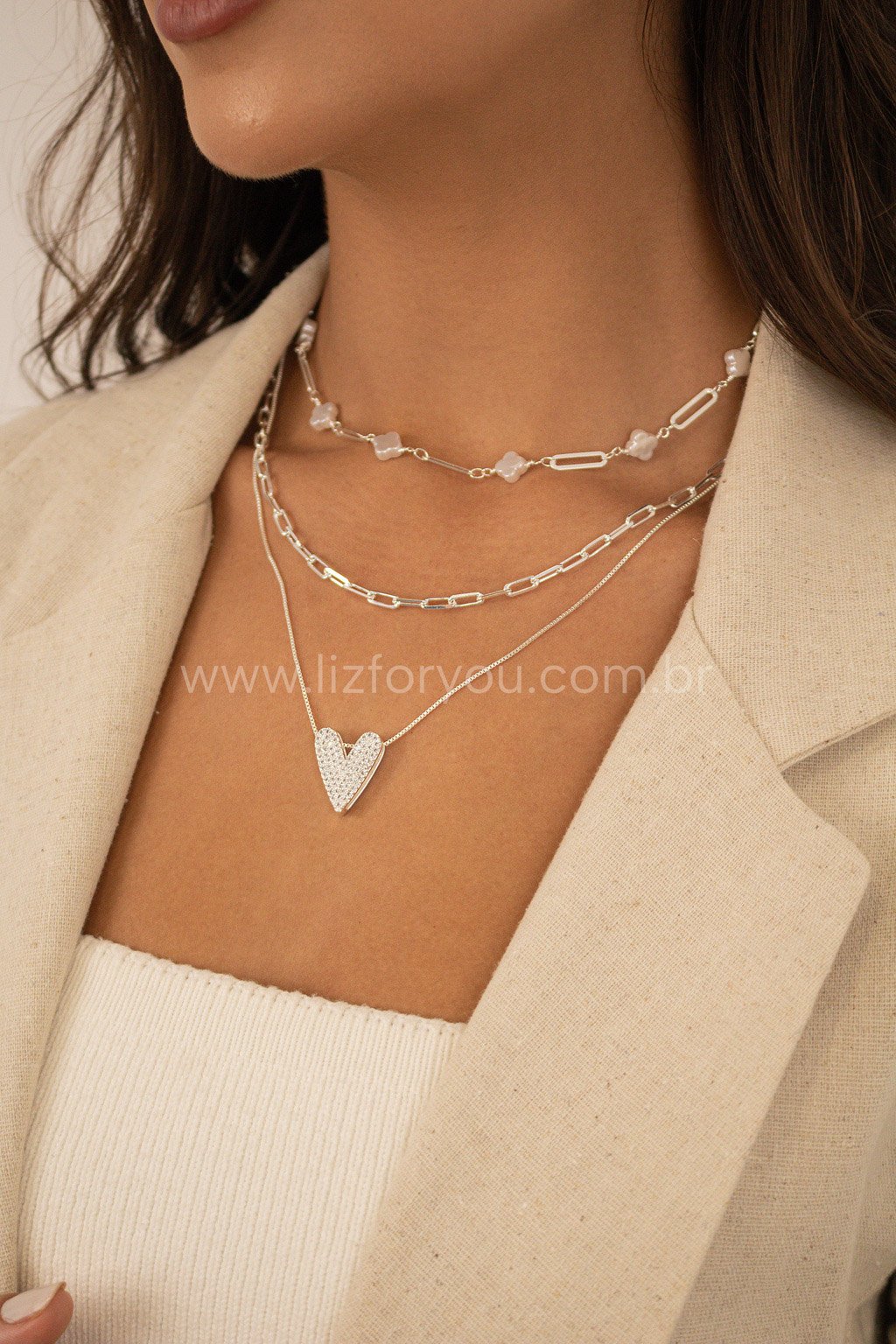 Choker Trevo Madre Pérola