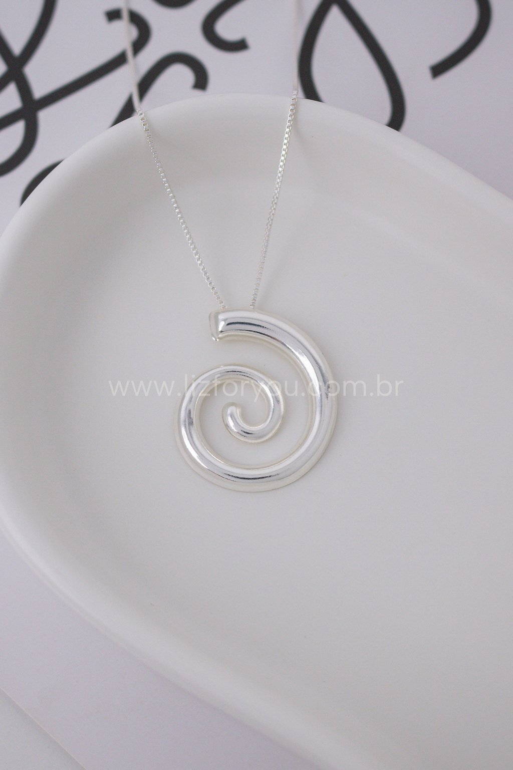 Colar Bold Espiral