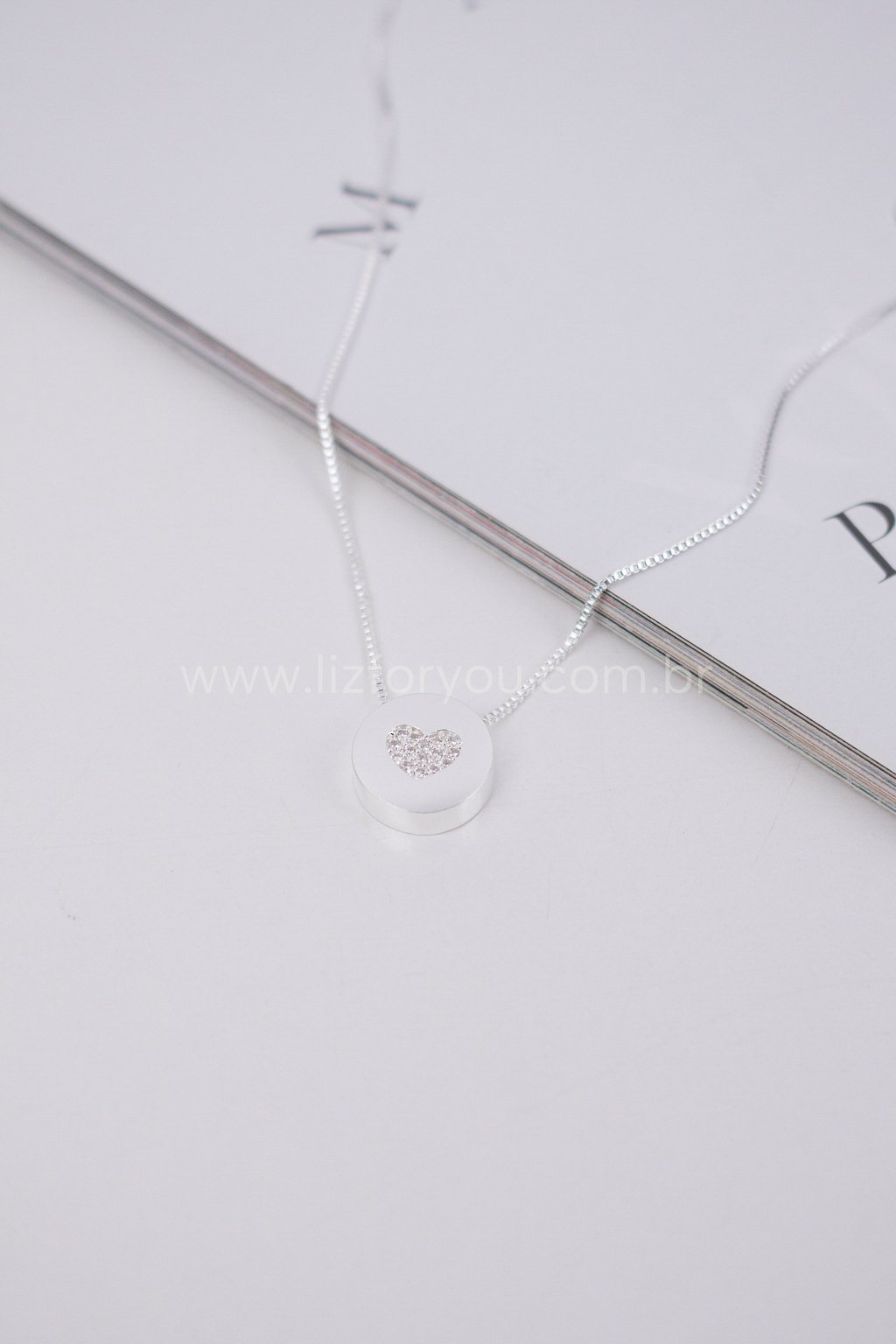 Colar Circle Heart 