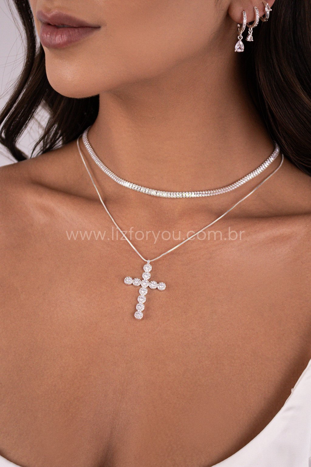 Colar Cruz Shine