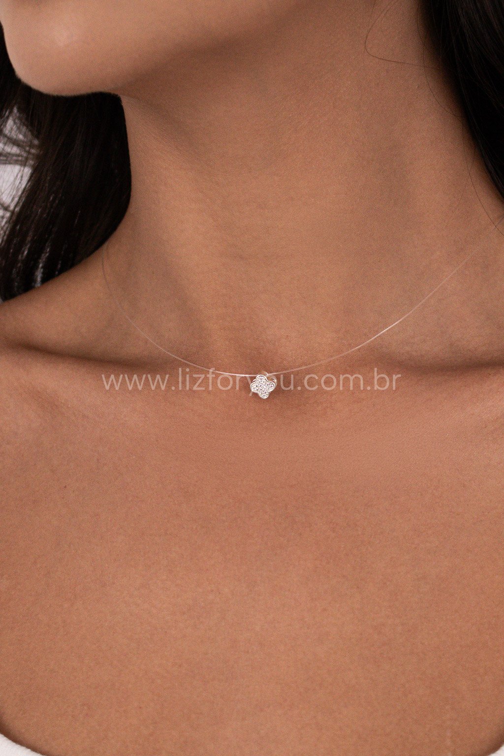 Colar Nylon Trevo Cravejado