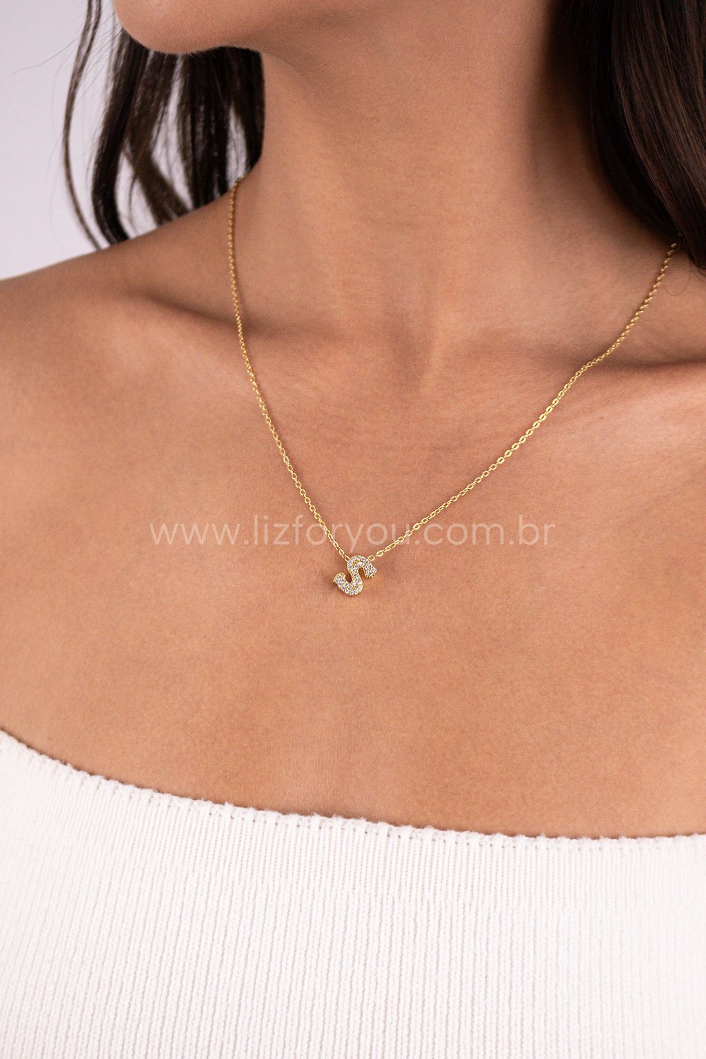 Colar Letra Organic 