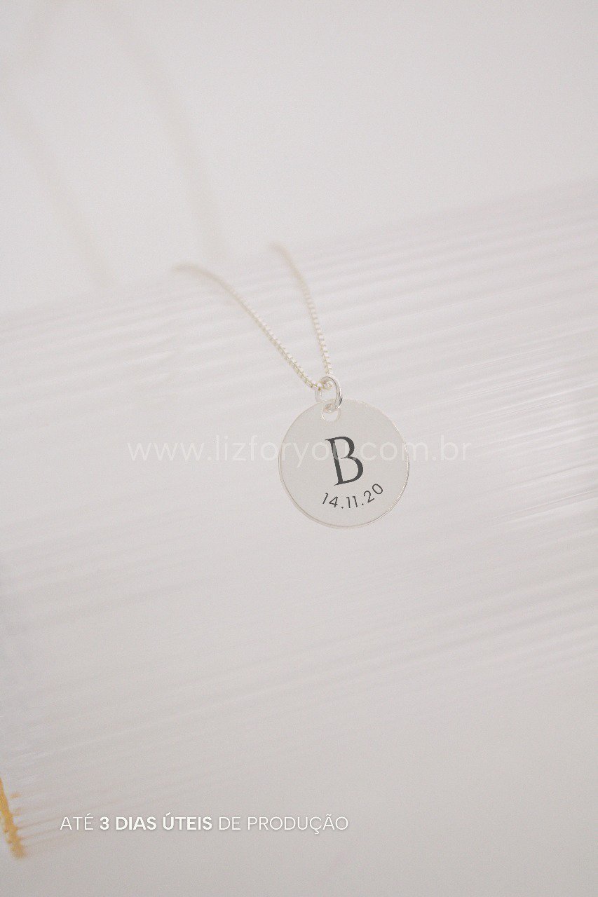 Colar Medalha Personalizável Inicial + Data