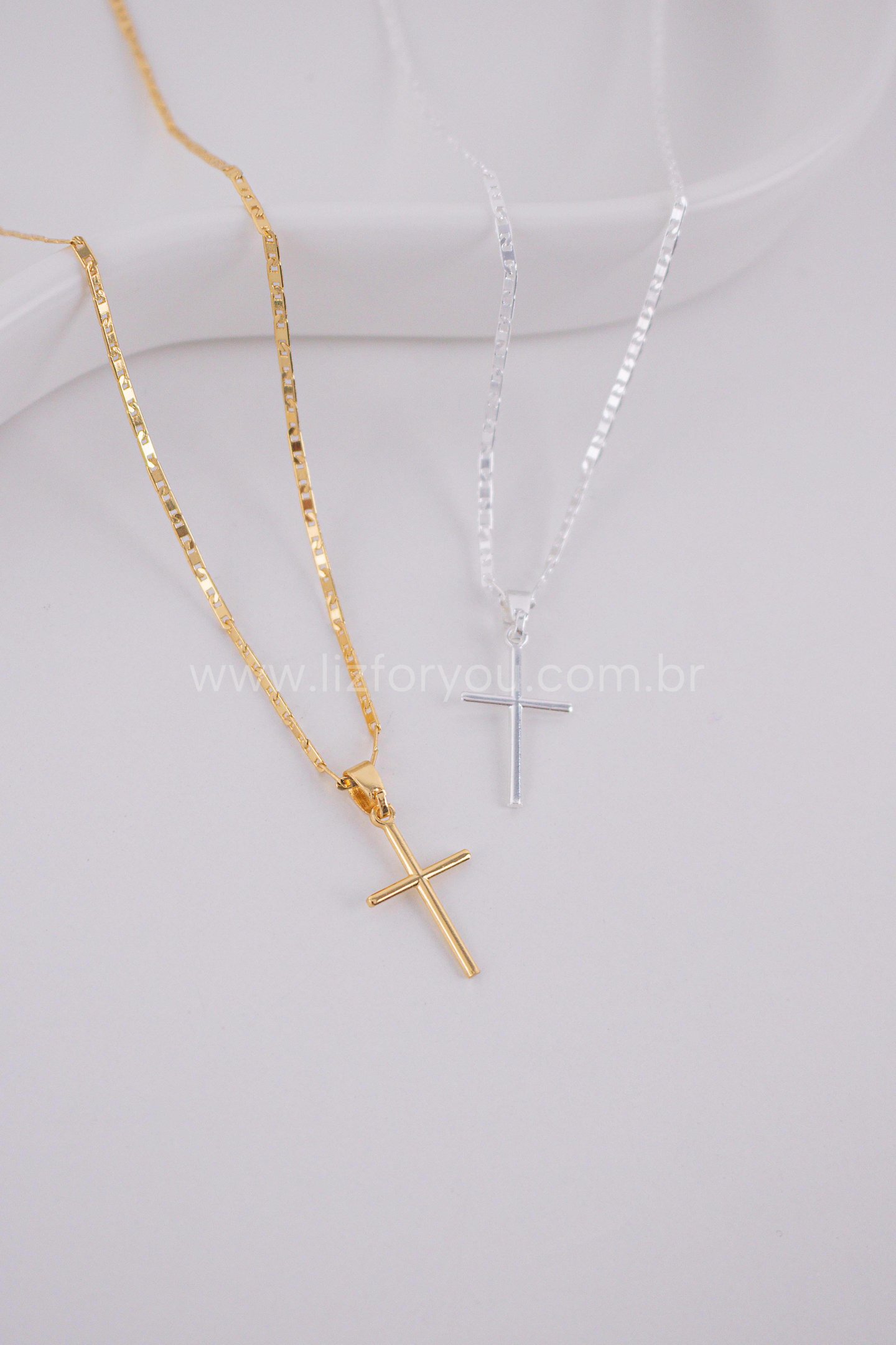Colar Piastrine Cruz Masculino