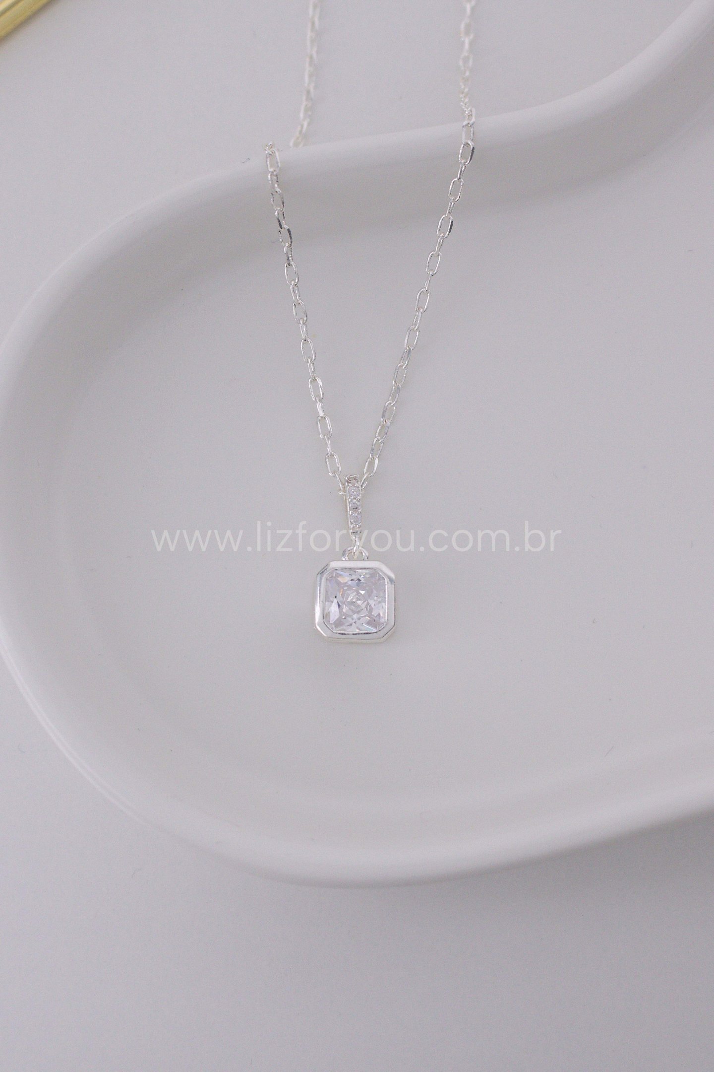 Colar Square Zircônia