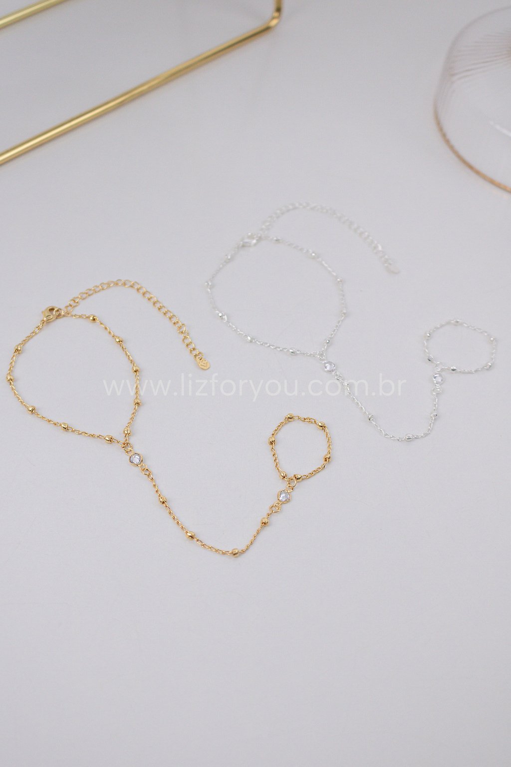 Pulseira de Mão Aisha