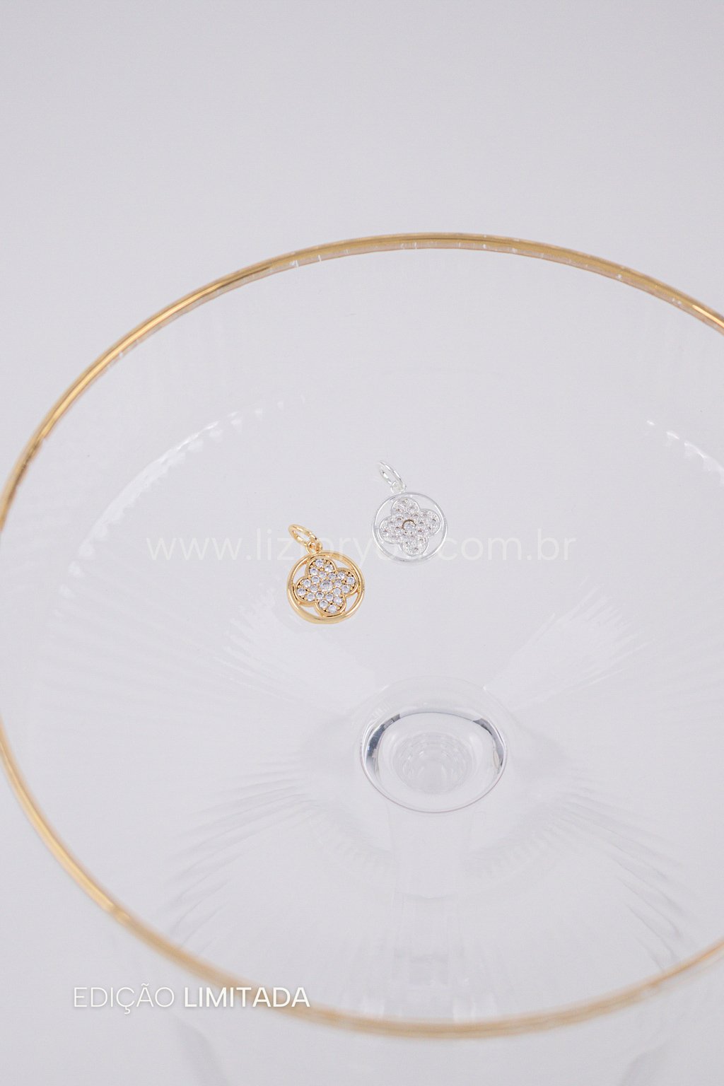 Pingente Clover Circle