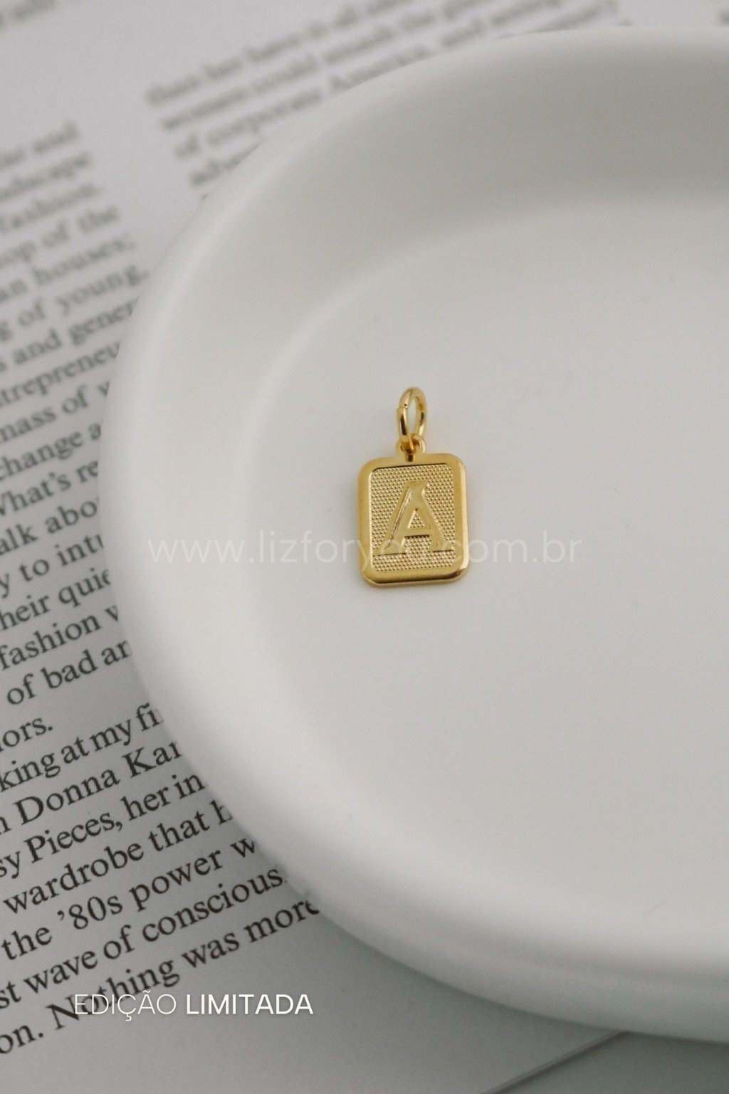 Pingente Letra Medalha