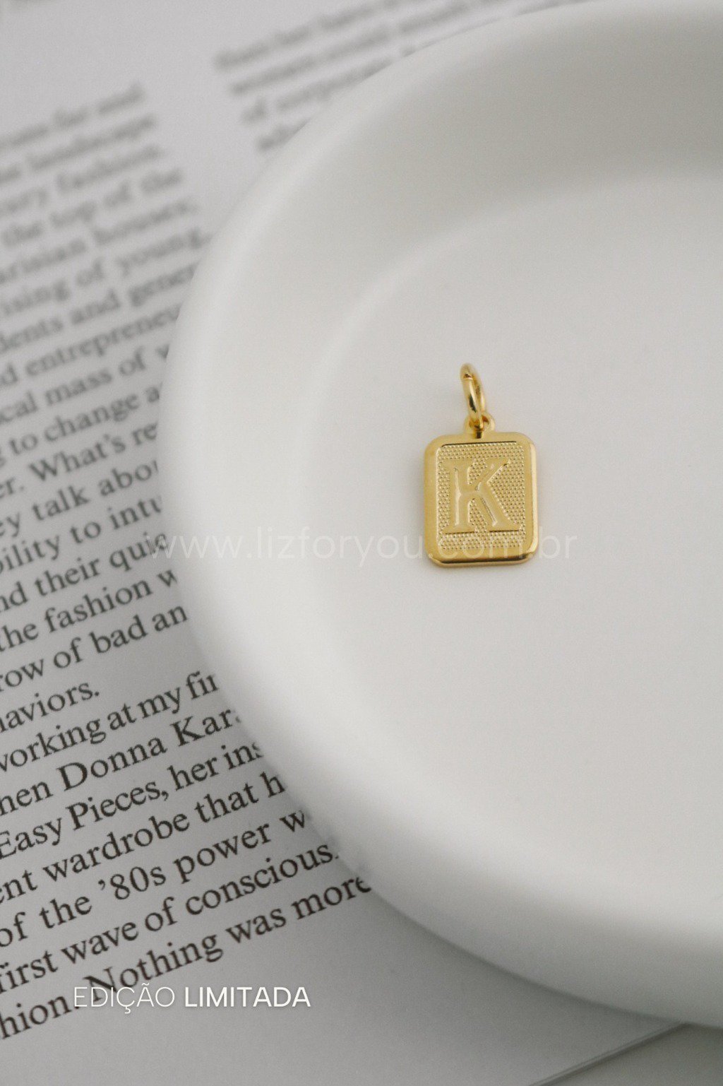 Pingente Letra Medalha