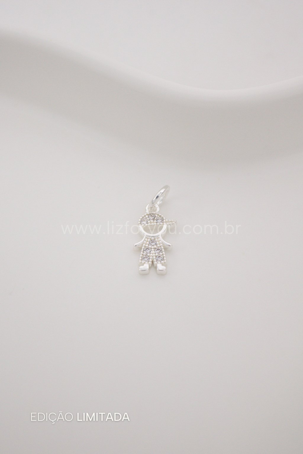 Pingente Little Boy Cravejado 