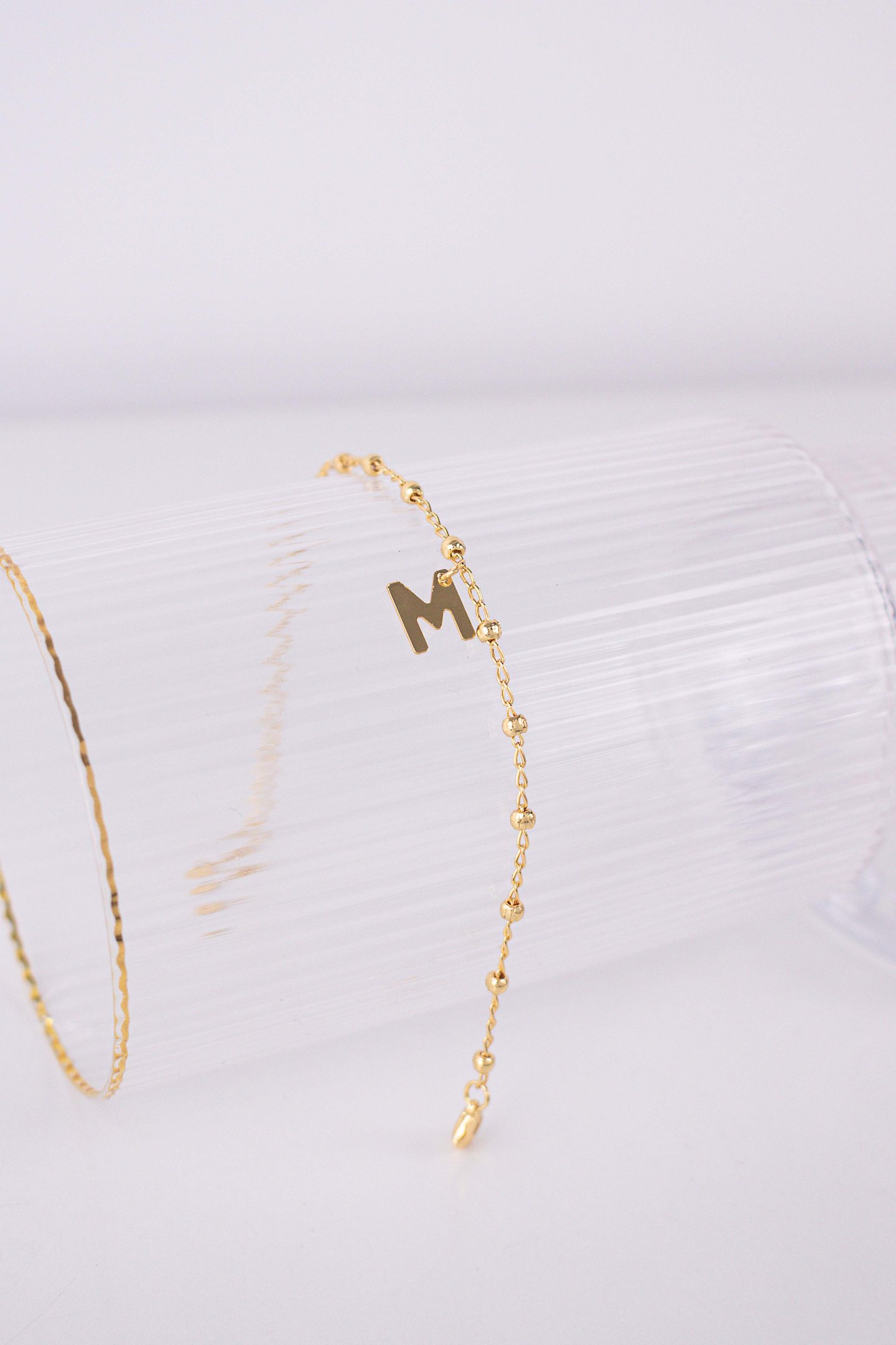 Pulseira Letra Minimal