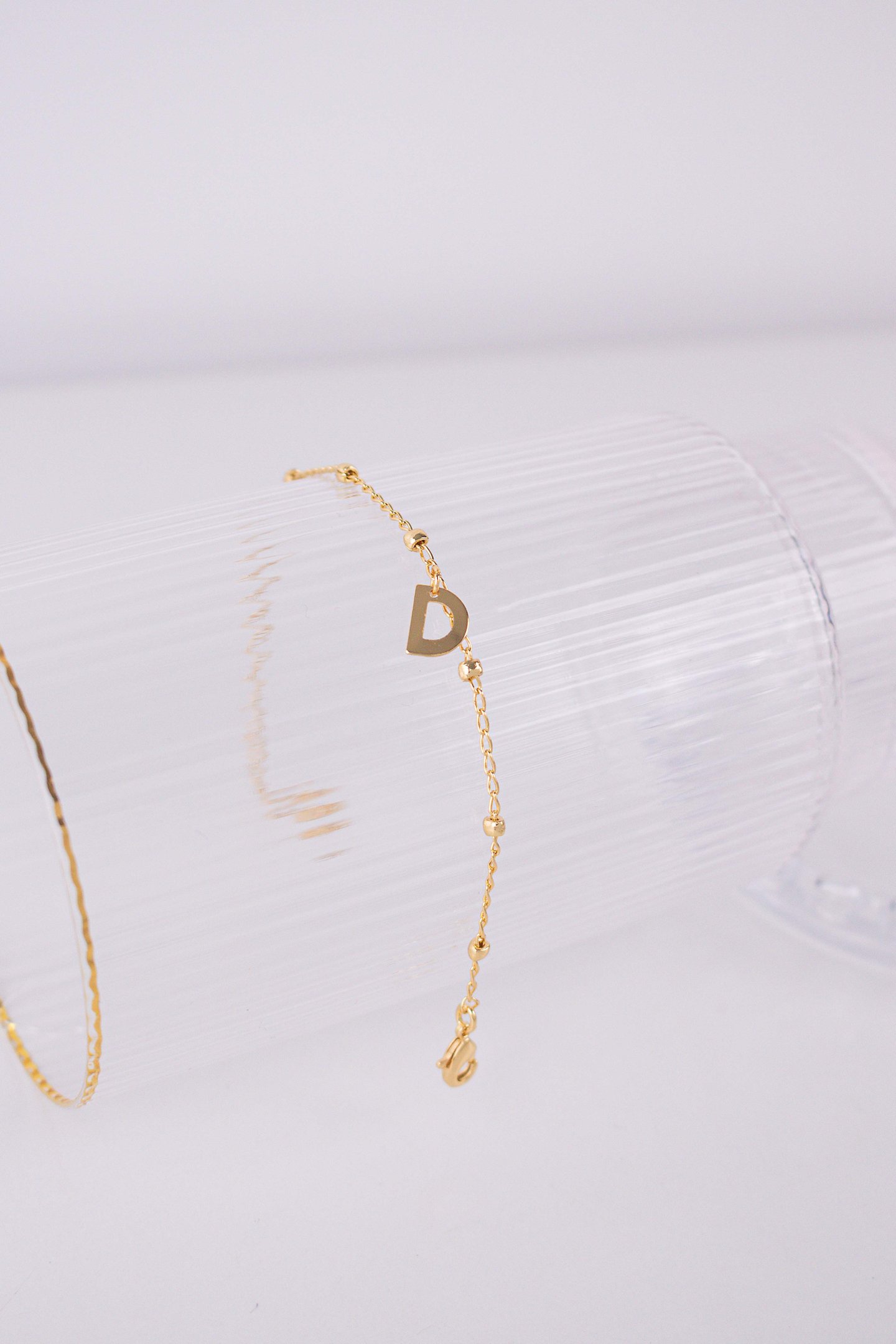 Pulseira Letra Minimal