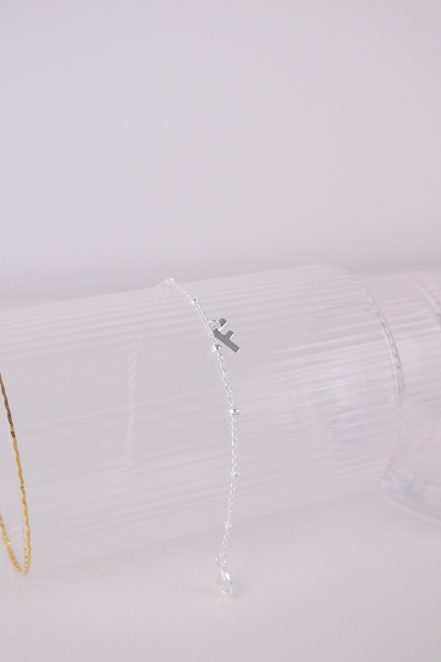 Pulseira Letra Minimal