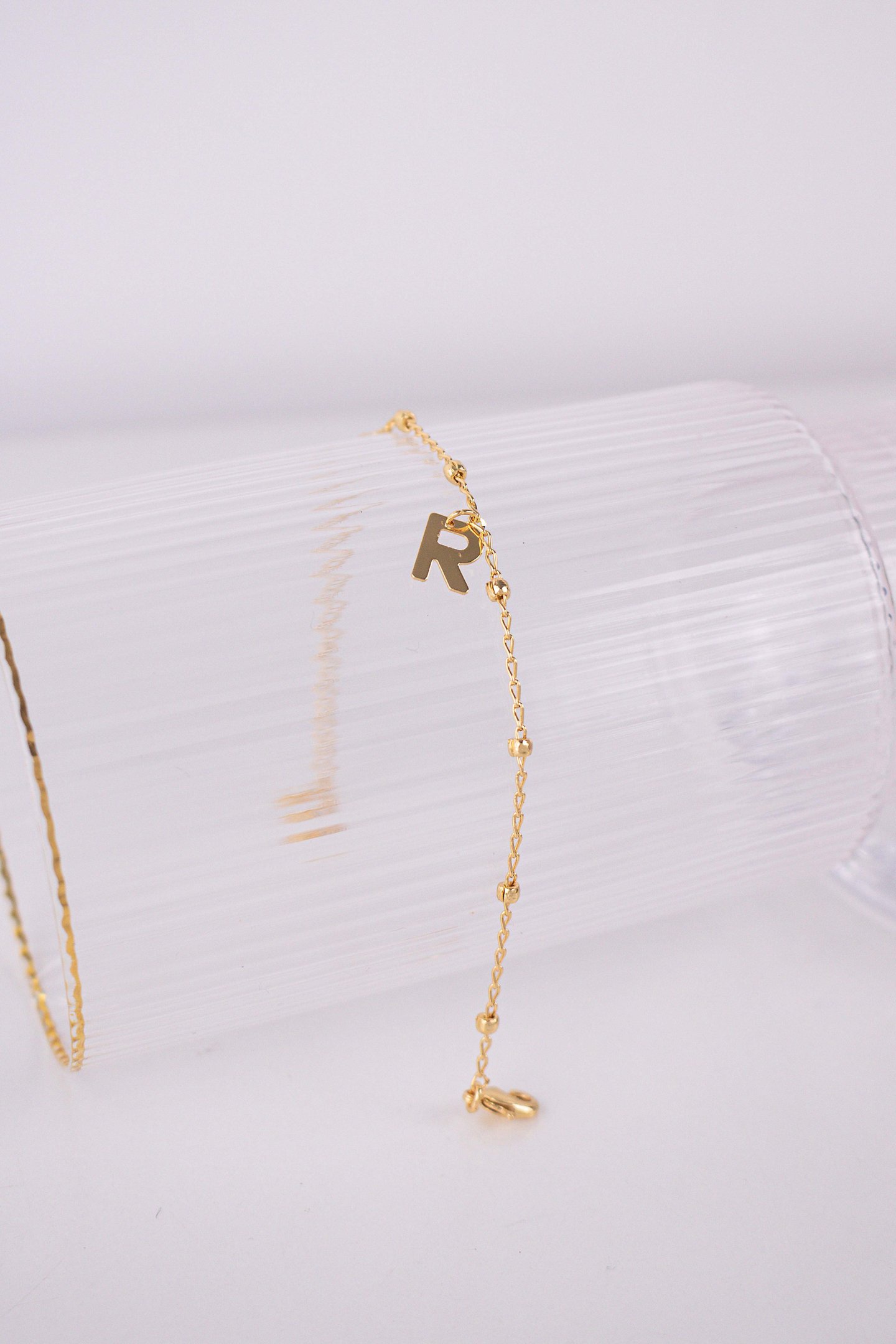 Pulseira Letra Minimal