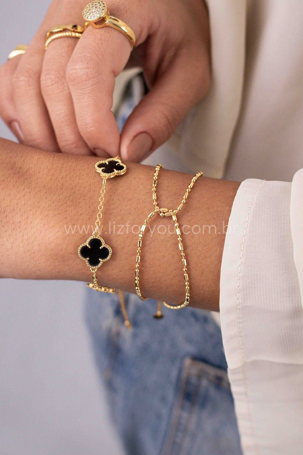 Pulseira Trevo Black Lia 