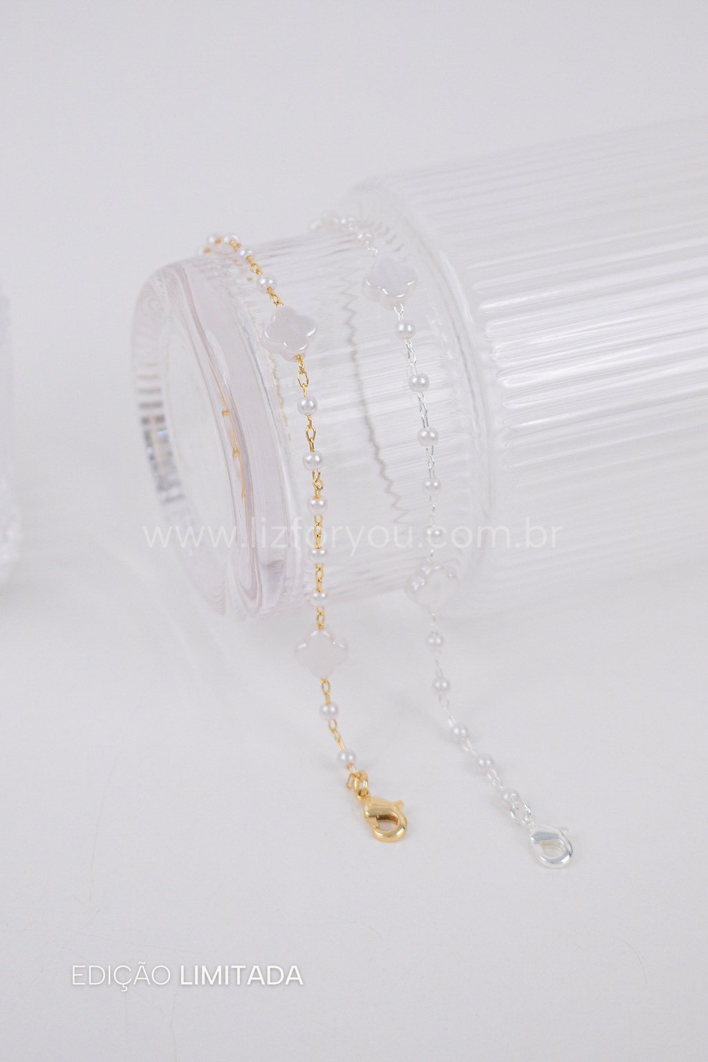 Pulseira Trevo Madre Pérola 